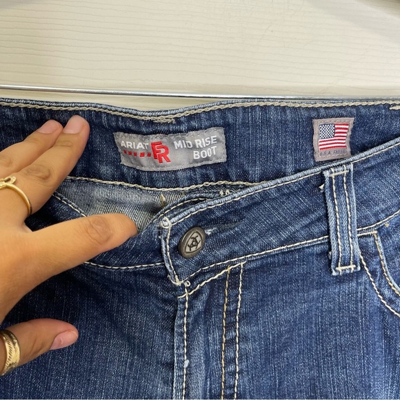 Ariat Women’s FR Mid Rise Boot Cut Jeans Sz 33L - Picture 2 of 12